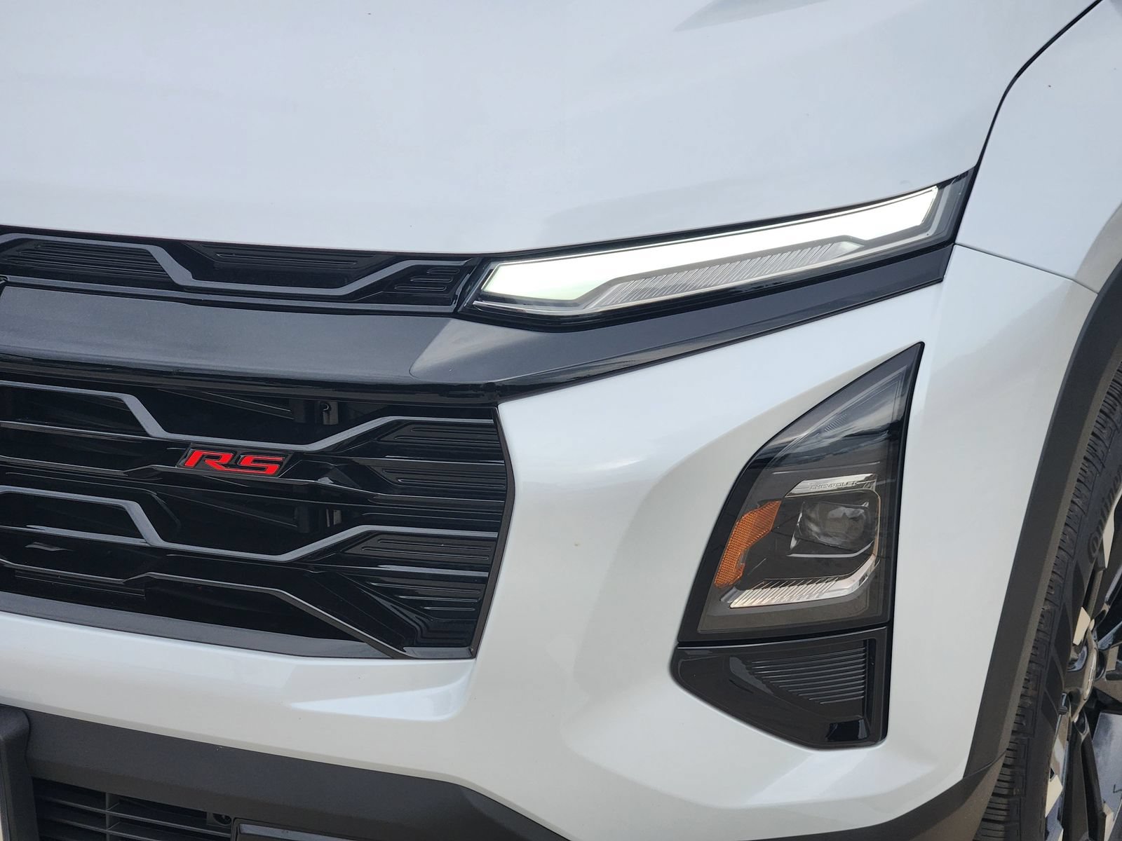 New 2026 Chevrolet Equinox RS w/ Convenience Package III FWD image 9