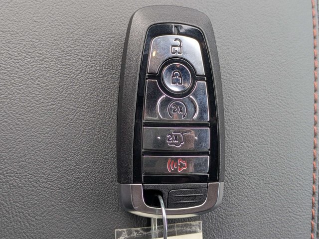 New 2027 Ford Explorer Active w/ Active Comfort Package RWD image 29