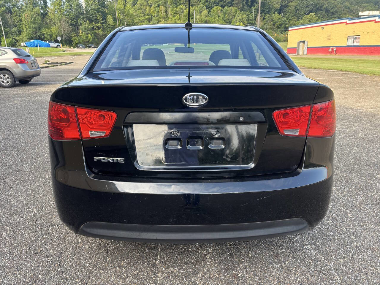 Used 2010 Kia Forte LX image 6