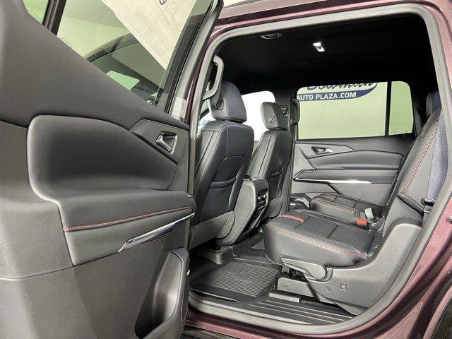 New 2025 Chevrolet Traverse RS image 13