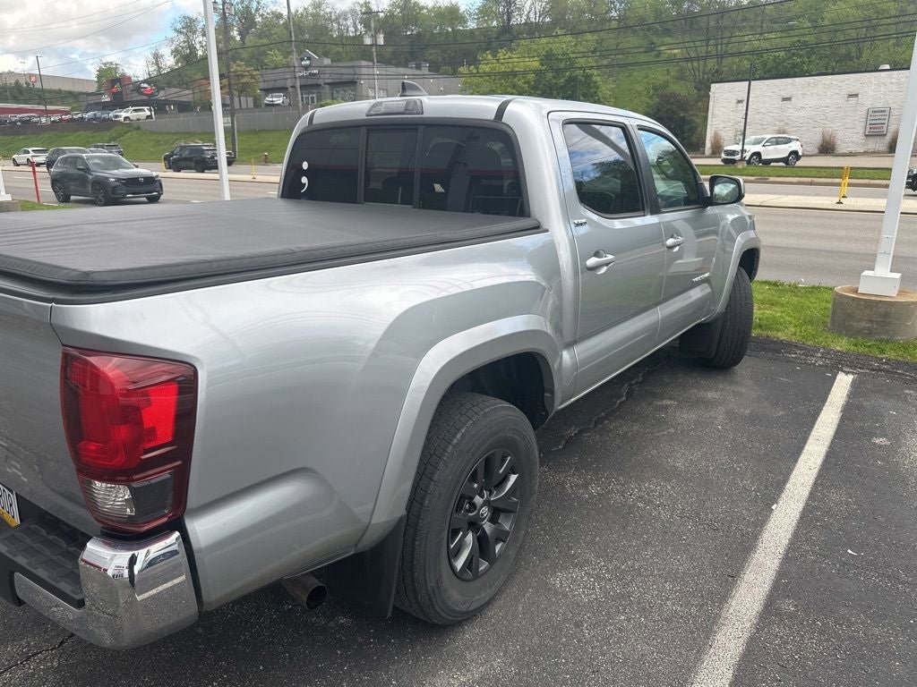 Used 2023 Toyota Tacoma SR5 w/ SR5 Appearance Package RWD image 7