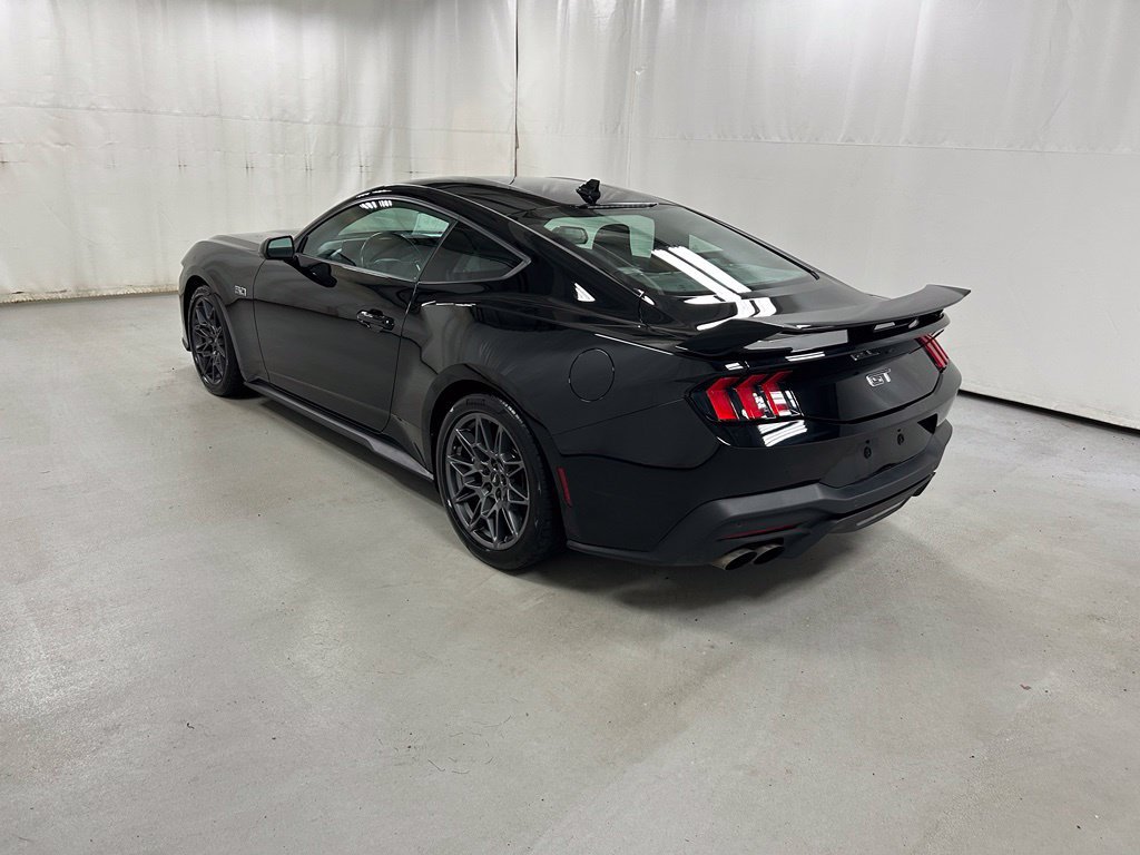 Used 2024 Ford Mustang GT Premium w/ GT Performance Package RWD image 6