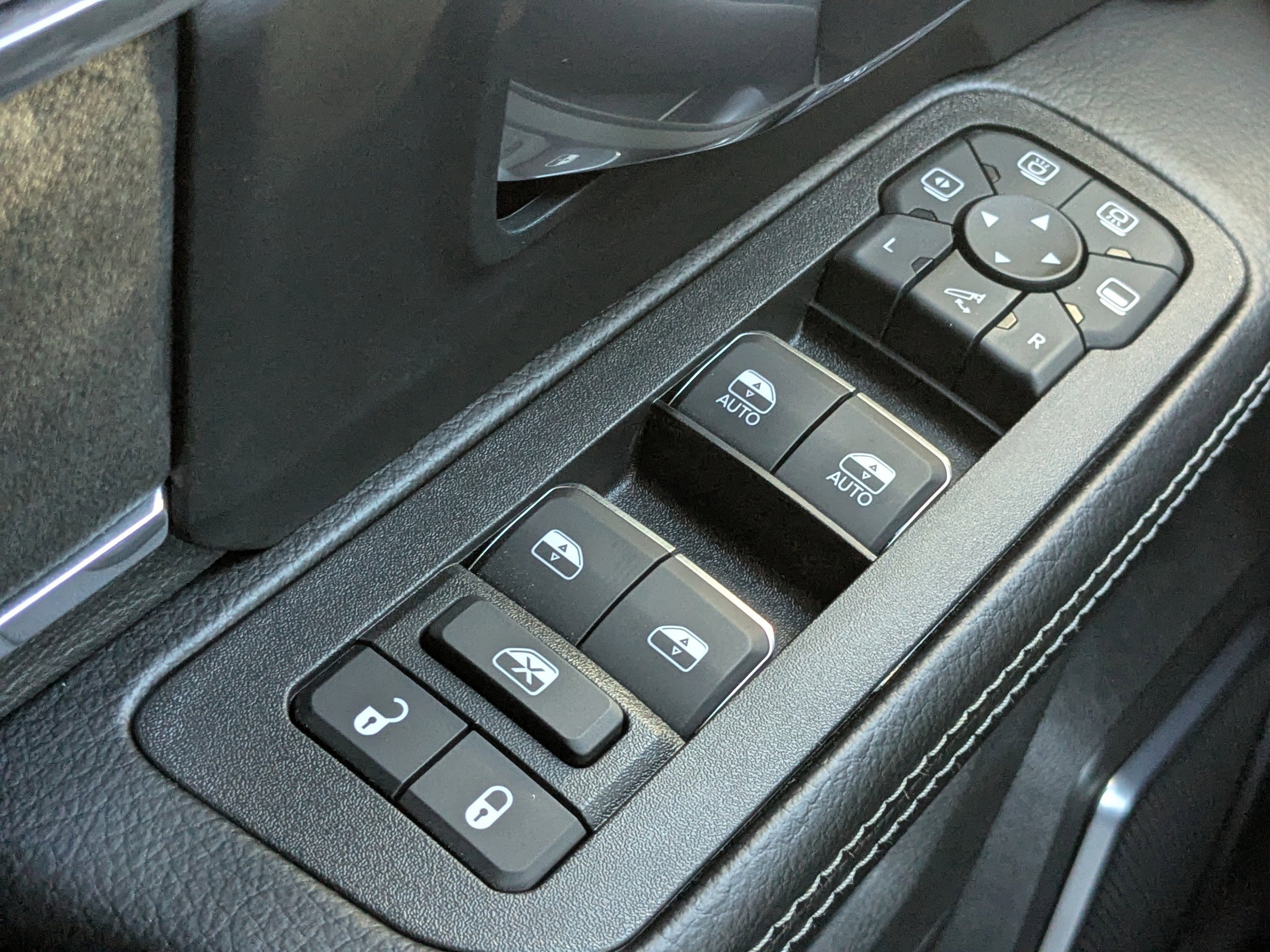 New 2026 RAM 2500 Laramie w/ Night Edition image 23