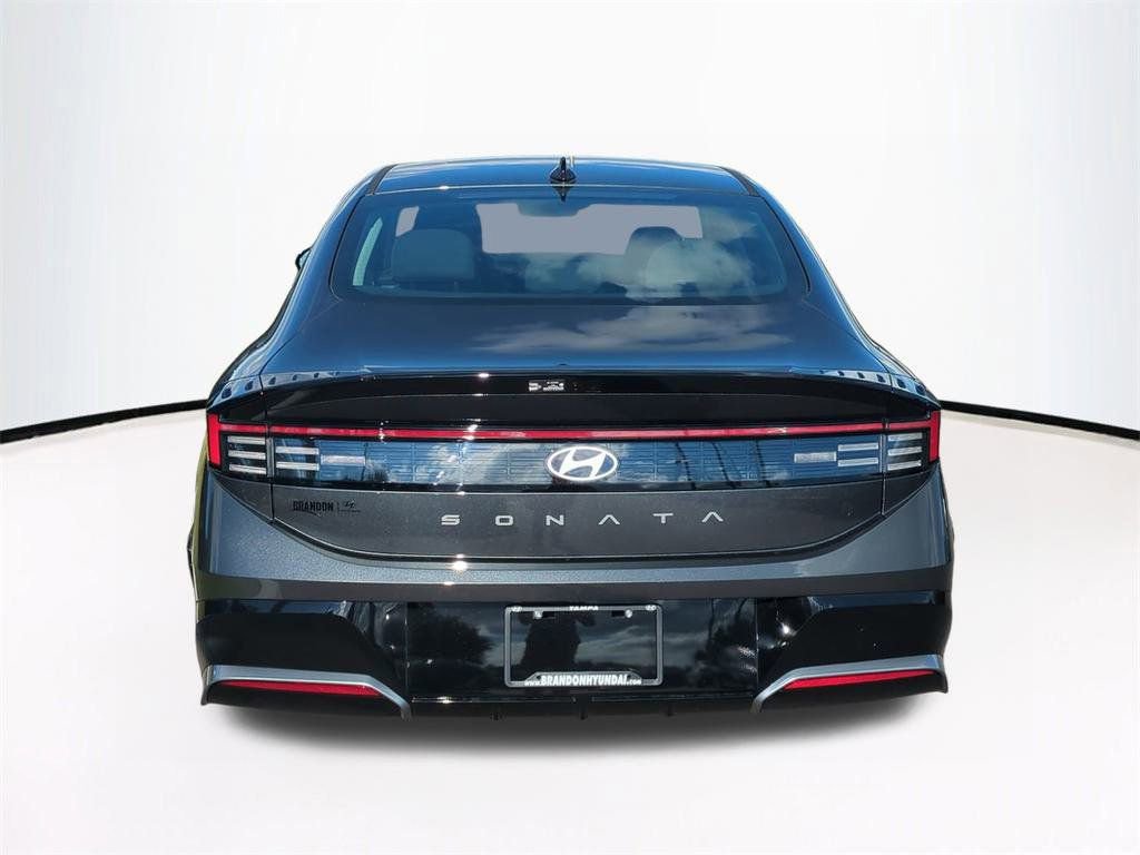 New 2026 Hyundai Sonata SEL image 6