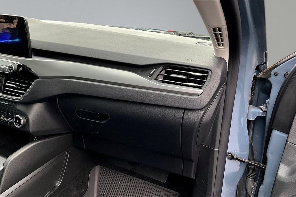 Used 2025 Ford Escape Active w/ Cold Weather Package FWD image 26