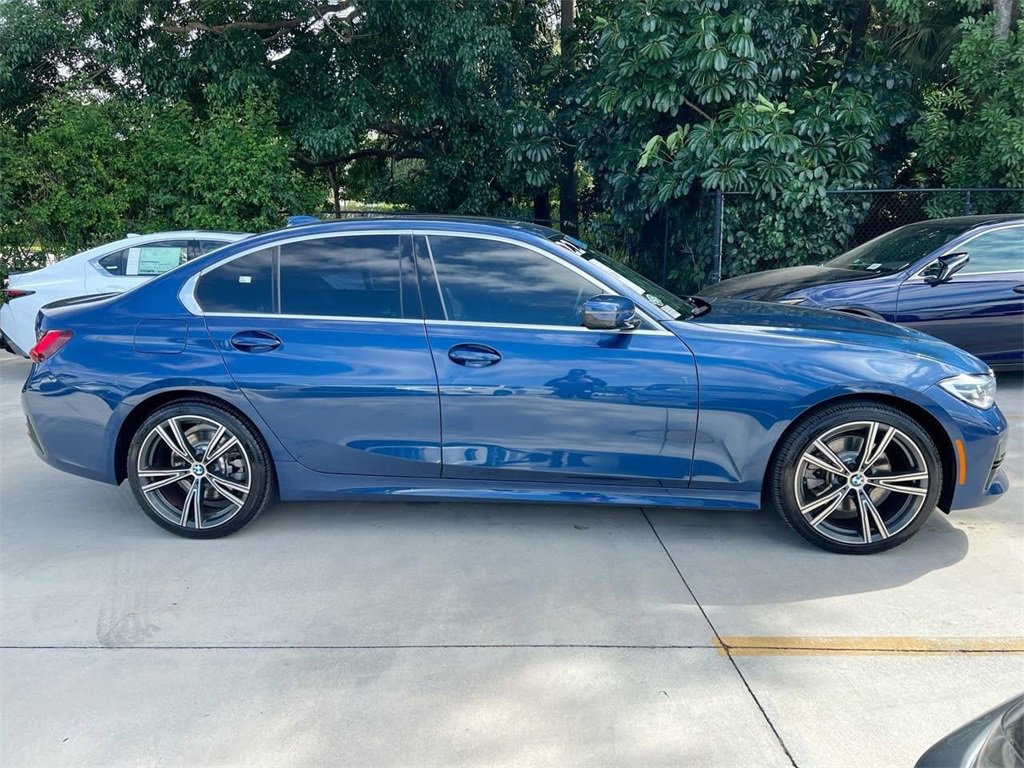 Used 2022 BMW 330i Sedan w/ Driving Assistance Package image 8