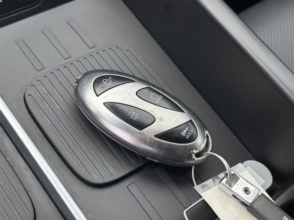 Used 2025 Hyundai Santa Fe SEL FWD image 27