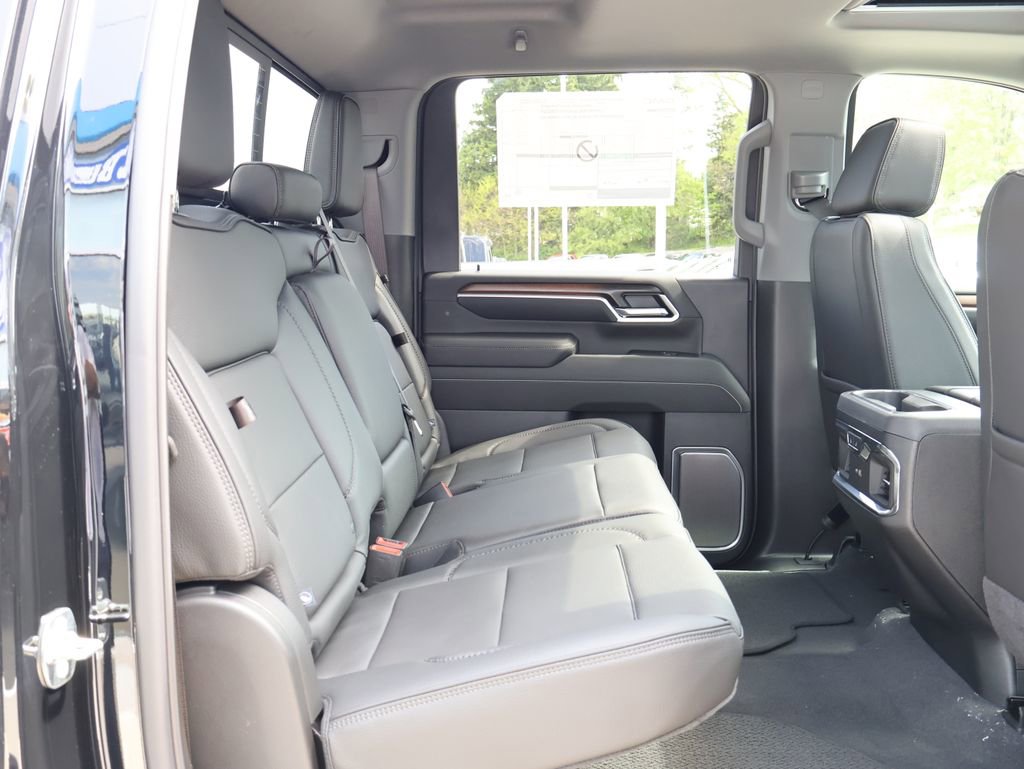 New 2026 GMC Sierra 2500 Denali w/ Denali Reserve Package AWD/4WD image 44