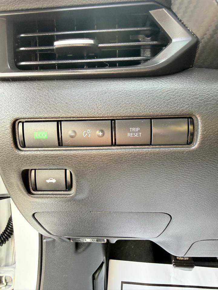 Used 2021 Nissan Sentra S FWD image 21