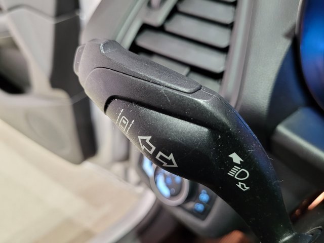 Used 2018 Ford Escape SE w/ Ford Safe & Smart Package image 38