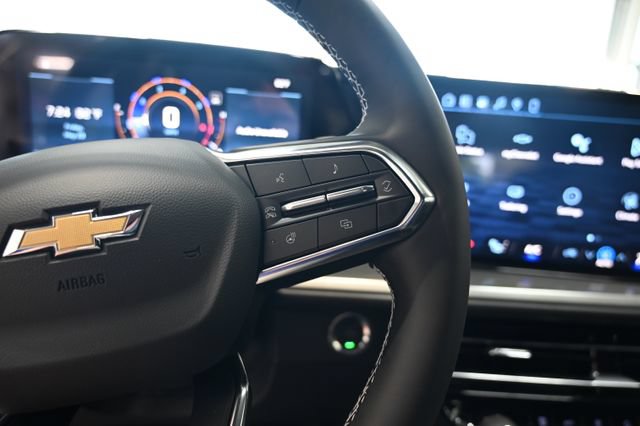 New 2026 Chevrolet Traverse LT w/ Driver Confidence Package FWD image 24
