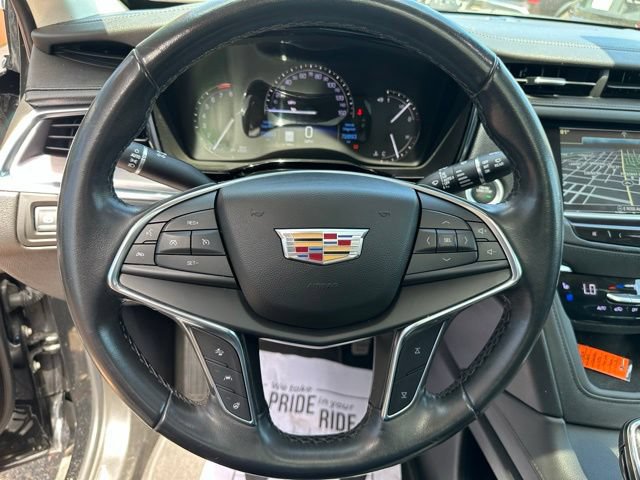 Used 2019 Cadillac XT5 Premium Luxury w/ Driver Assist Package AWD/4WD image 20