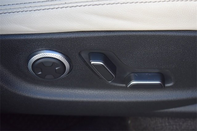 Used 2022 Genesis GV70 2.5T w/ Advanced Package image 12