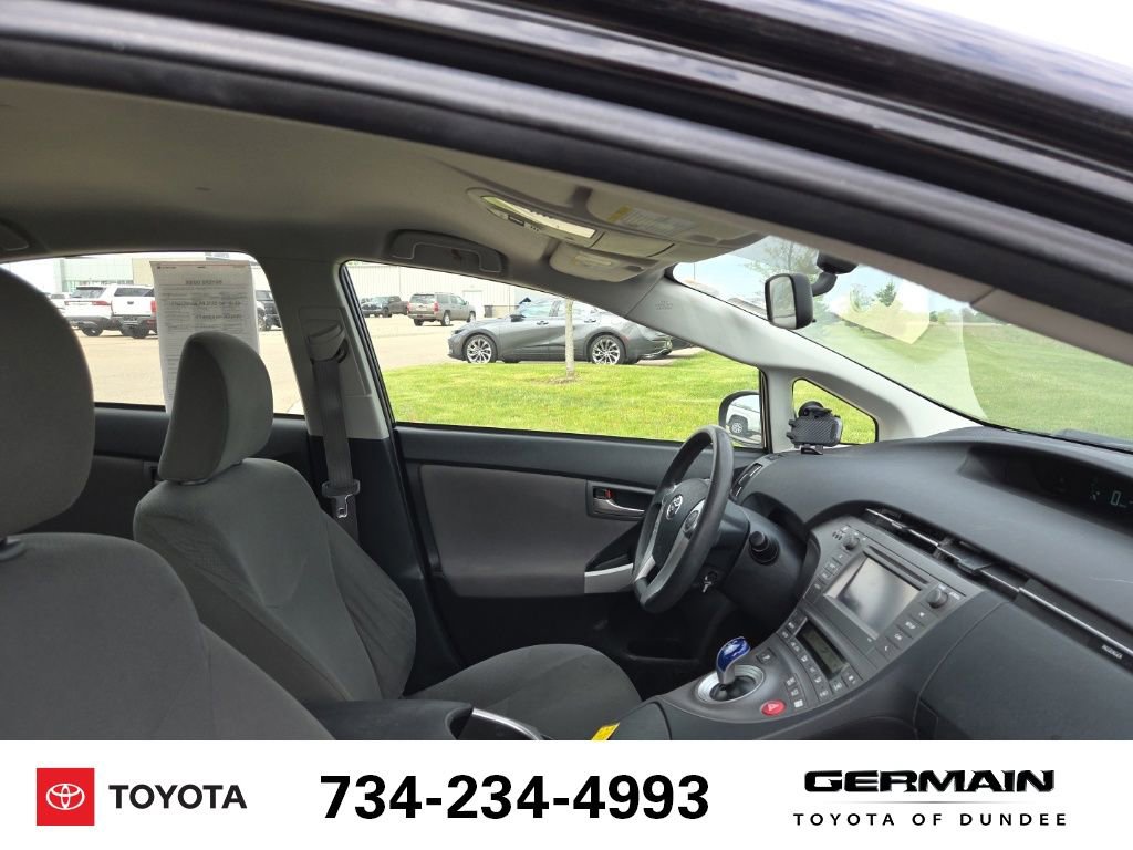 Used 2013 Toyota Prius Two FWD image 15