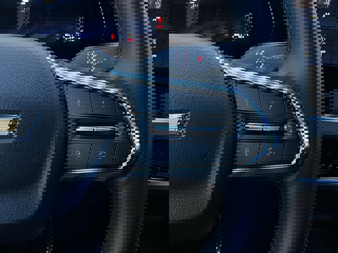 Used 2025 Chevrolet Equinox LT image 34