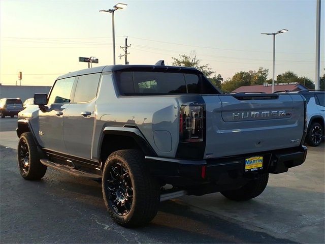 New 2025 GMC Hummer EV 2X image 9