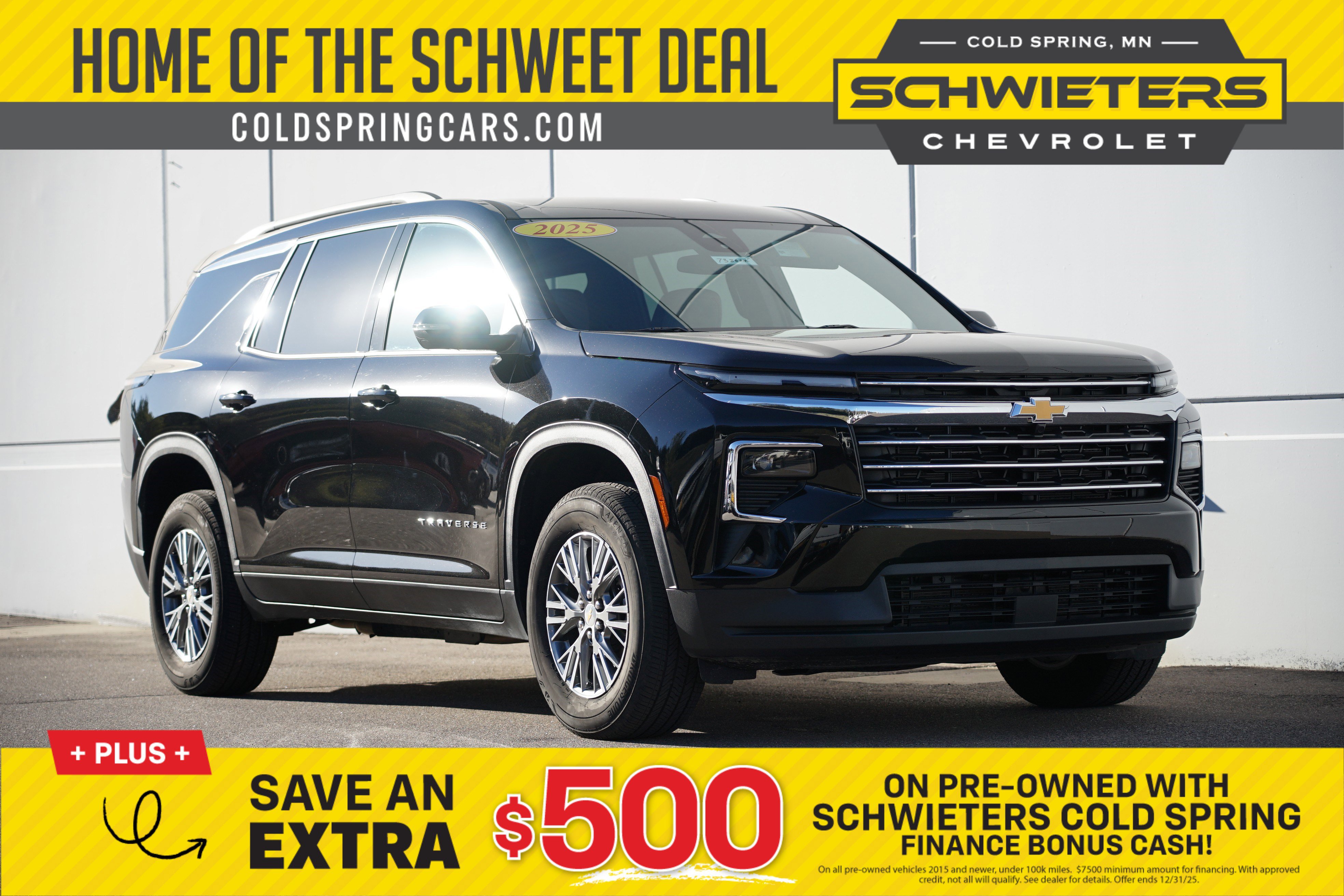 Used 2025 Chevrolet Traverse LT
