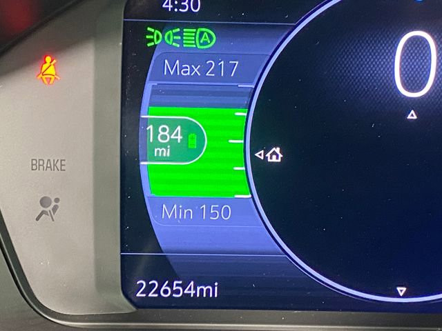 Used 2023 Chevrolet Bolt EUV Premier image 17