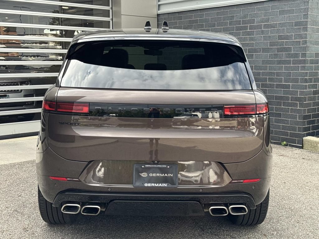 Certified 2025 Land Rover Range Rover Sport Autobiography AWD/4WD image 5