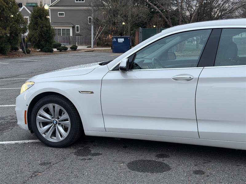 Used 2017 BMW 535i Gran Turismo image 15