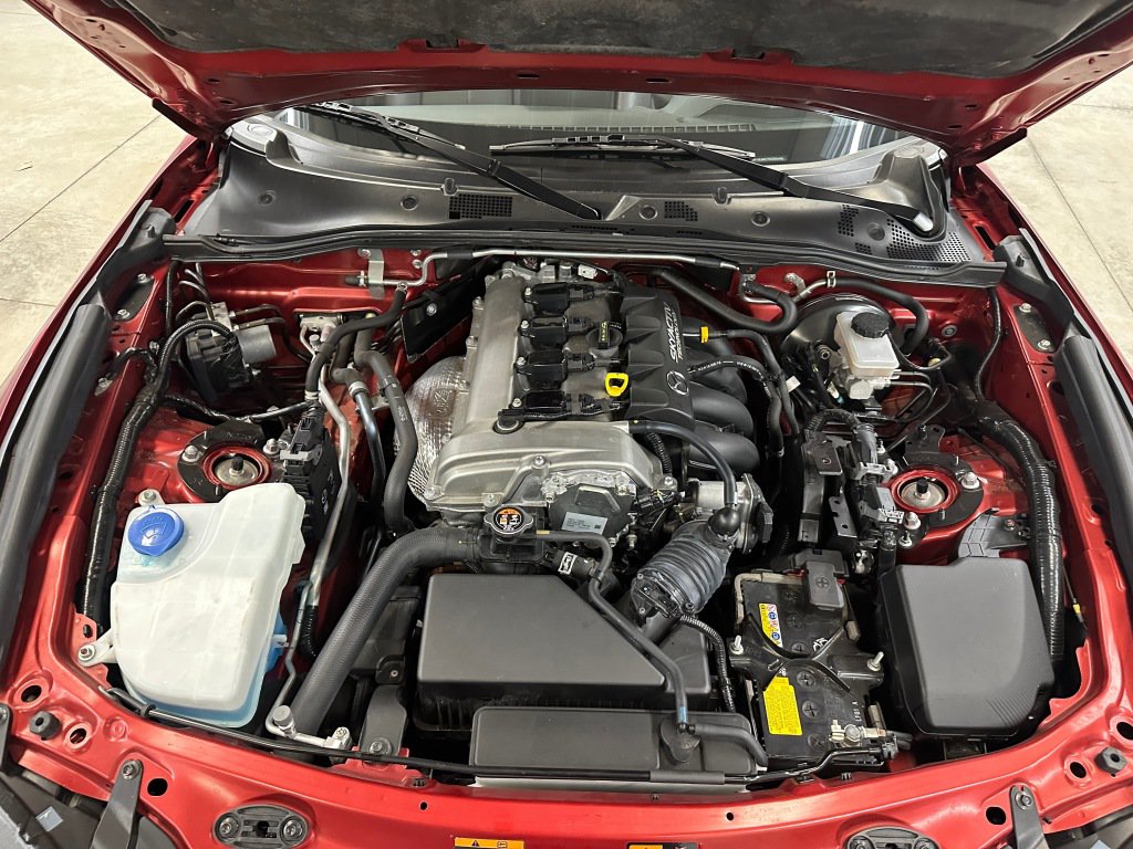Used 2019 MAZDA MX-5 Miata RF Grand Touring RWD image 28
