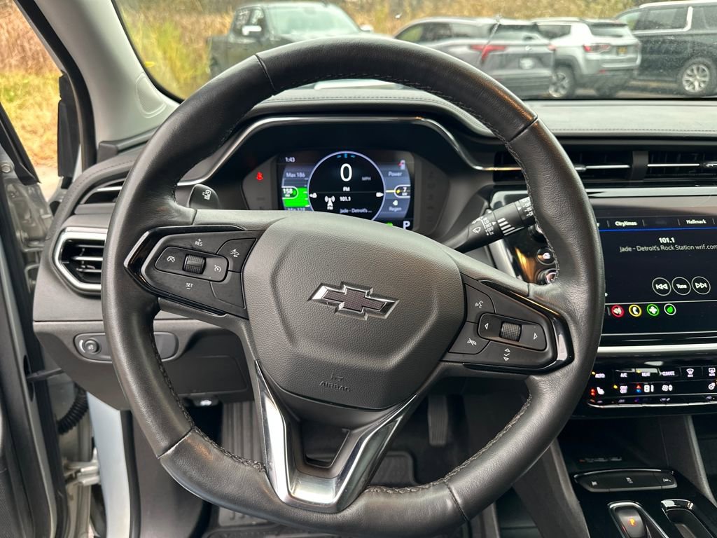 Certified 2023 Chevrolet Bolt EUV LT w/ Comfort Package image 17