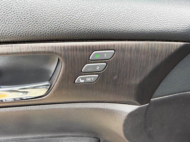 Used 2015 Honda Accord EX-L image 19
