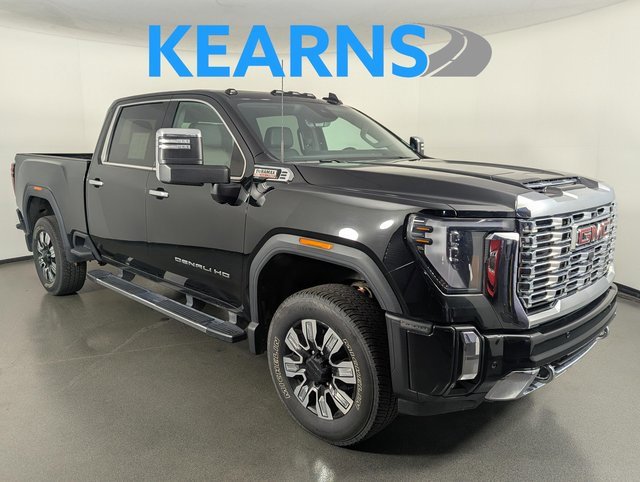 Used 2024 GMC Sierra 3500 Denali w/ Denali Reserve Package image 1