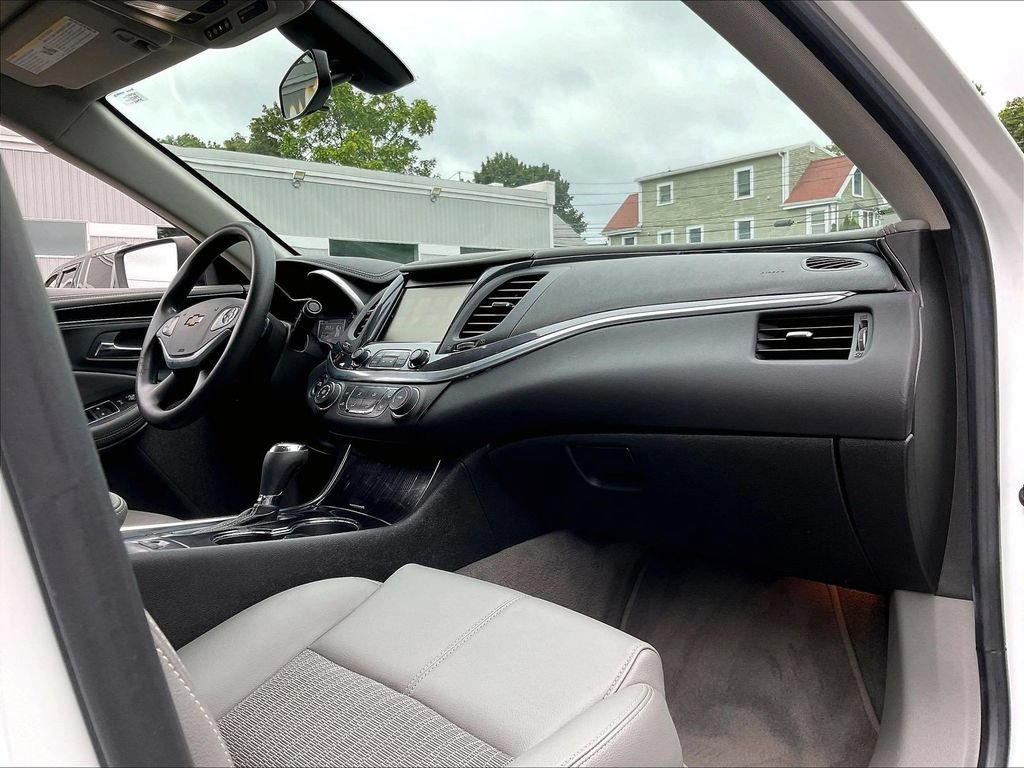 Used 2019 Chevrolet Impala LS FWD image 14