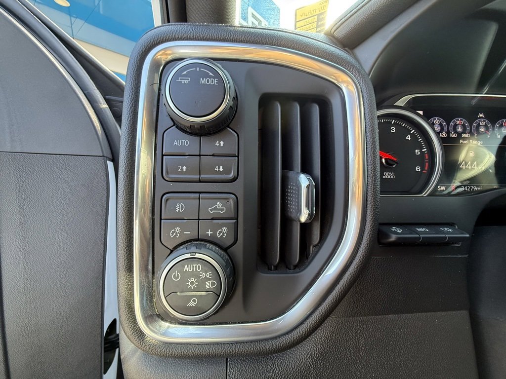 Used 2020 Chevrolet Silverado 1500 High Country w/ Technology Package image 23