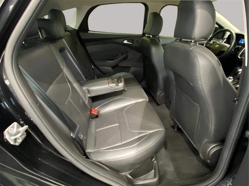 Used 2017 Ford Focus Titanium w/ Titanium Technology Package image 20