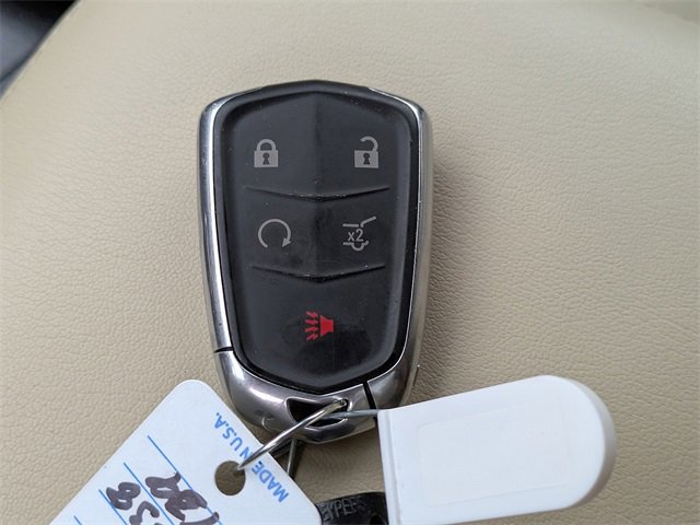 Used 2017 Cadillac XT5 Luxury w/ Driver Awareness Package image 37