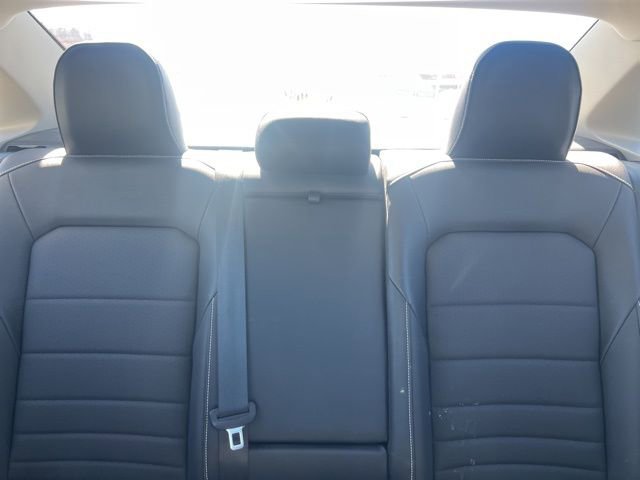 Used 2024 Volkswagen Jetta SE w/ Panoramic Sunroof Package image 12