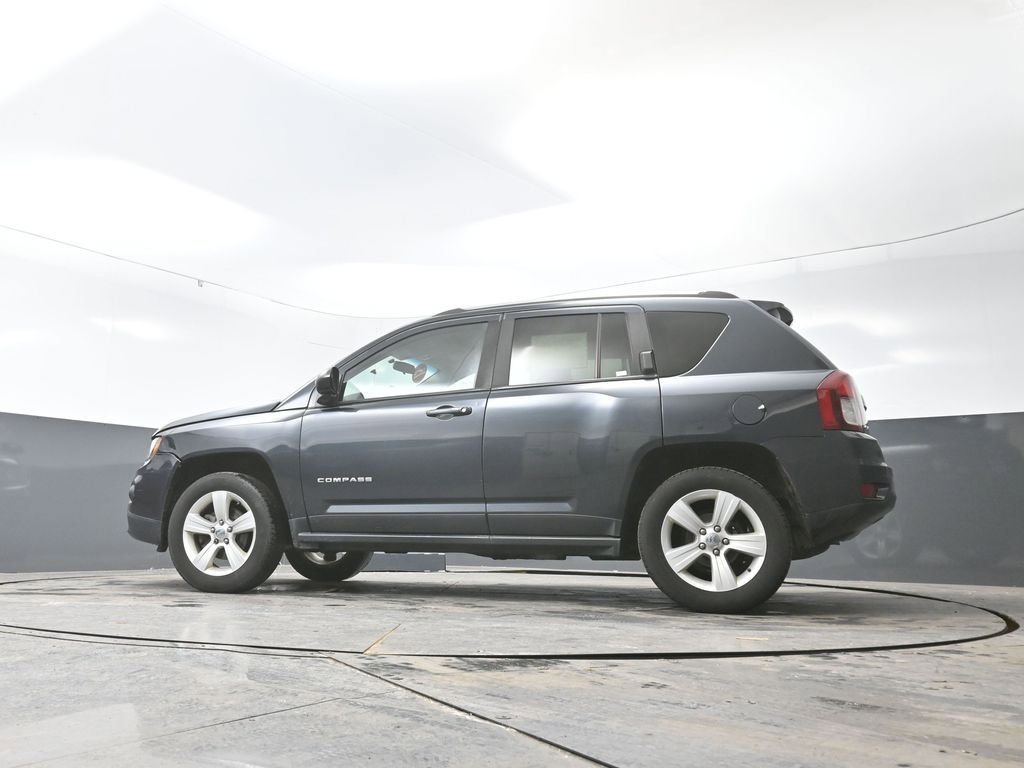 Used 2015 Jeep Compass Sport w/ Power Value Group image 27