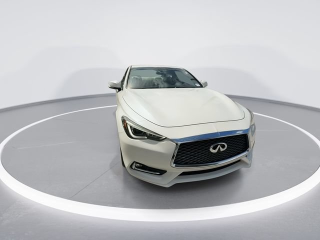 Used 2018 INFINITI Q60 3.0t Luxe w/ Sensory Package 3.0T Luxe RWD image 2