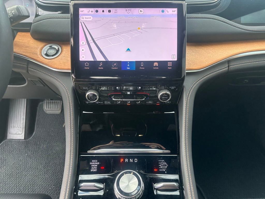 Used 2023 Jeep Grand Cherokee Summit image 19