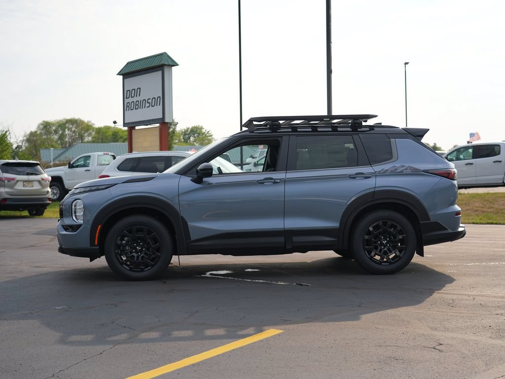 New 2026 Mitsubishi Outlander AWD image 6