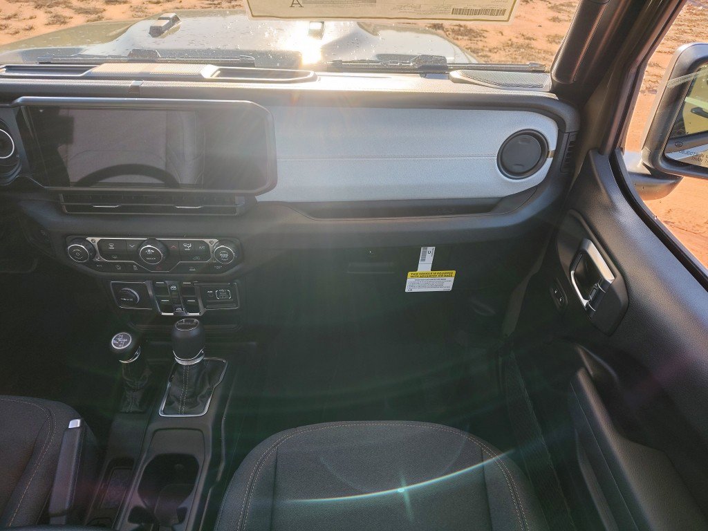 New 2026 Jeep Gladiator Sport AWD/4WD image 23