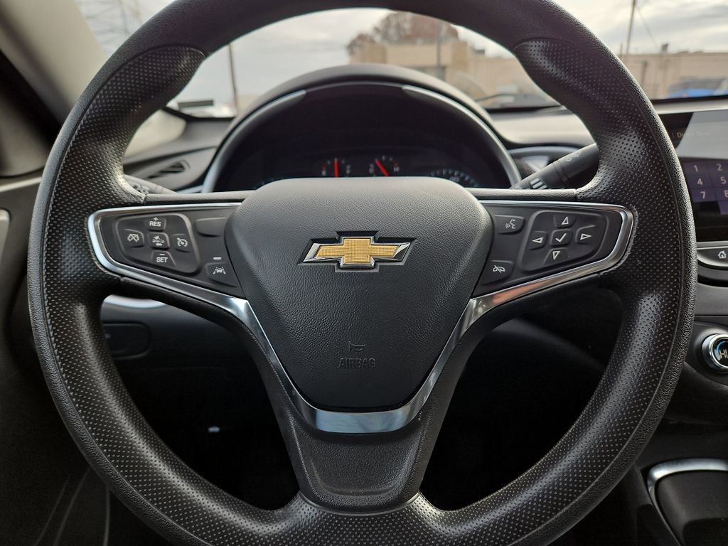 Used 2023 Chevrolet Malibu LT image 24