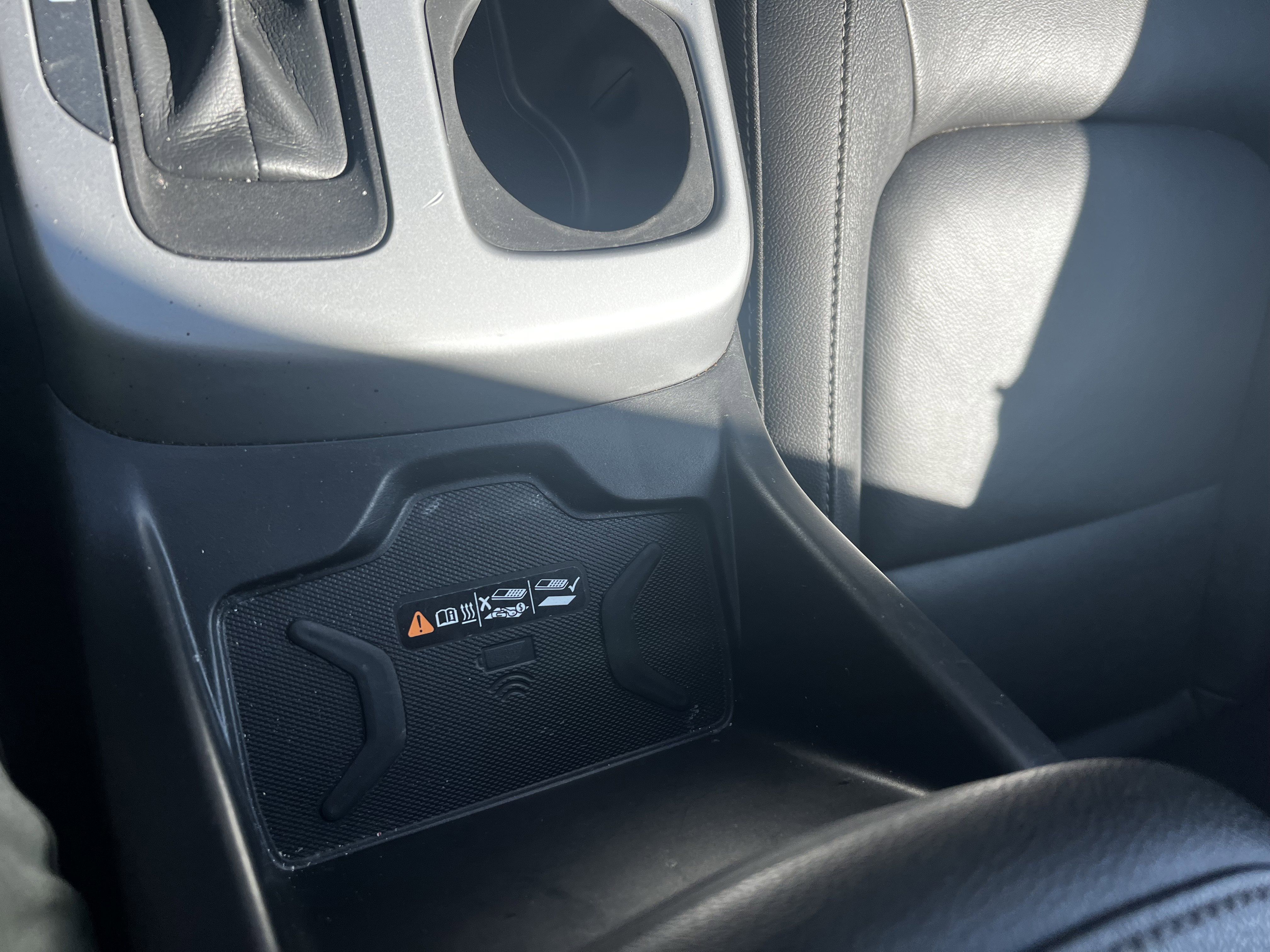 Used 2021 Chevrolet Colorado ZR2 w/ ZR2 Dusk Special Edition image 19