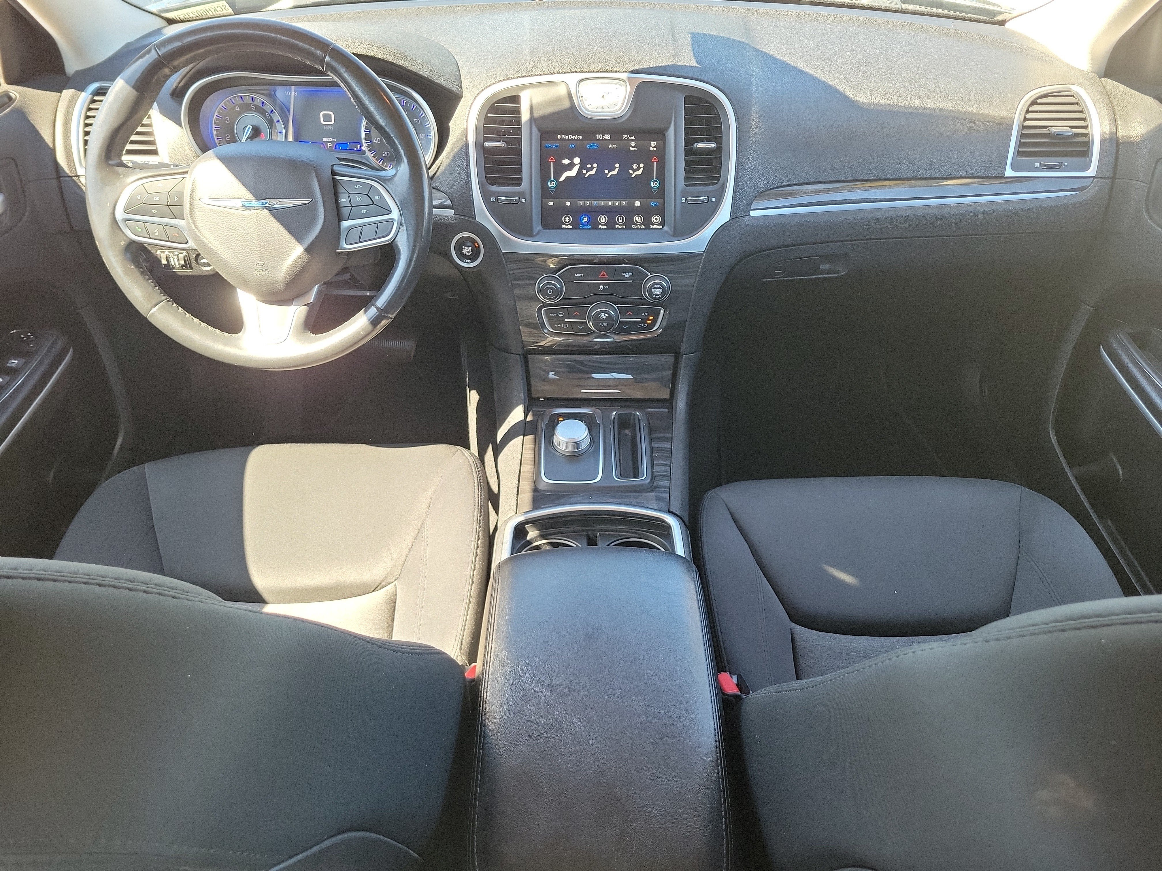Used 2019 Chrysler 300 Touring RWD image 14