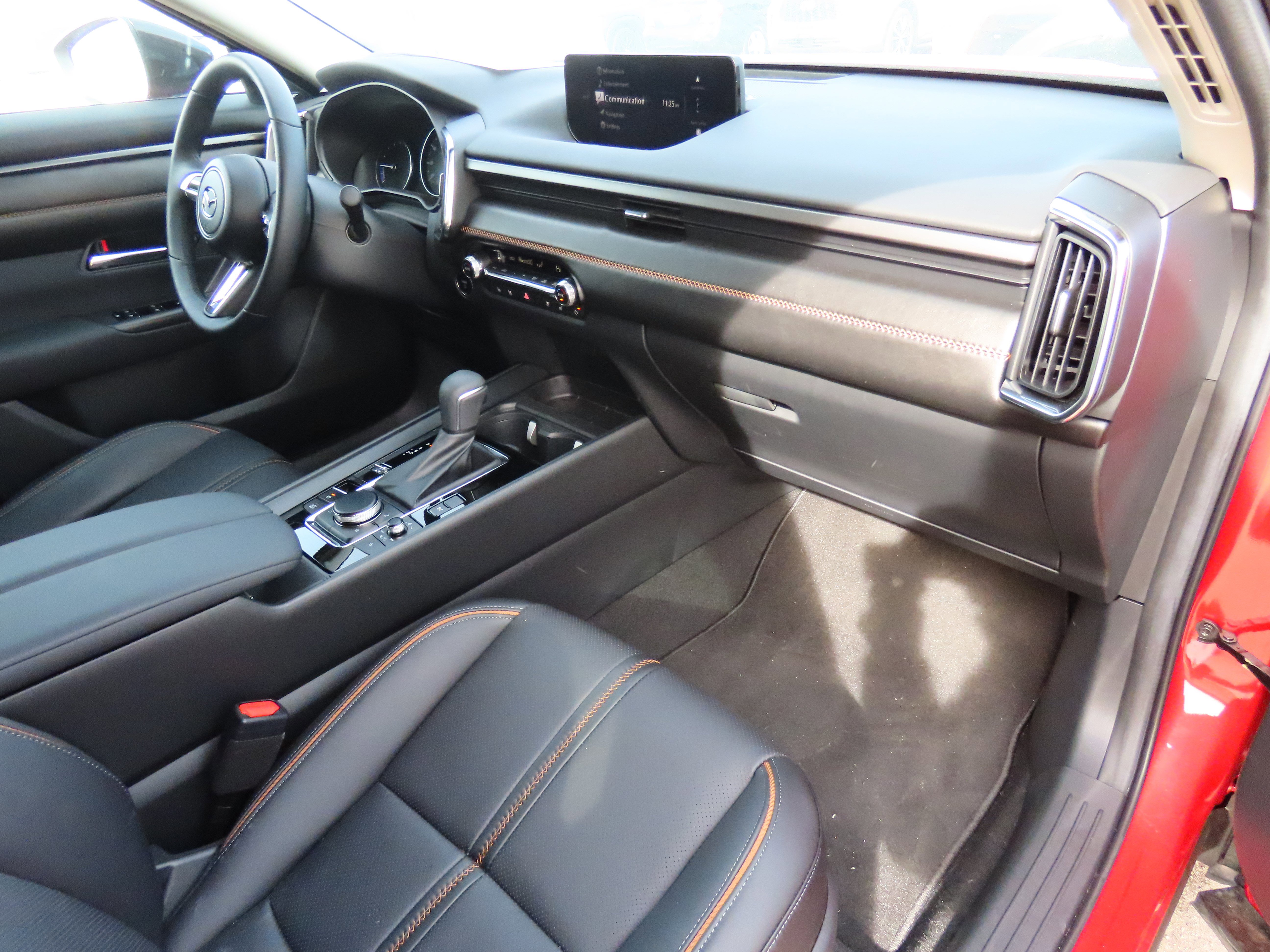 Used 2025 MAZDA CX-50 2.5 Hybrid w/ Premium Plus Pkg image 10