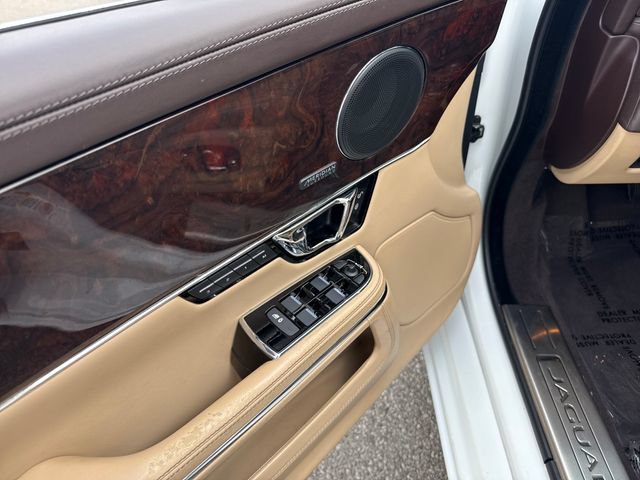 Used 2017 Jaguar XJ L Portfolio AWD/4WD image 11