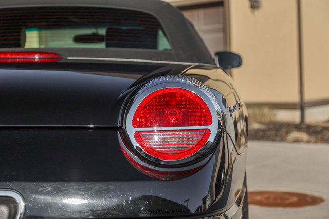 Used 2002 Ford Thunderbird Deluxe image 69