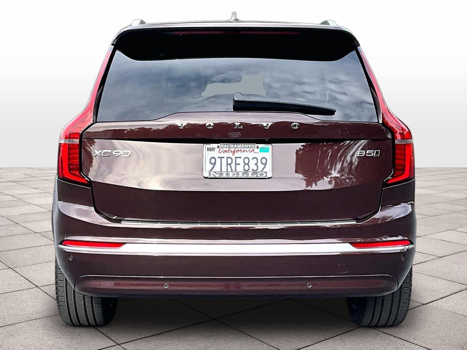 Used 2025 Volvo XC90 B5 Core w/ Protection Package Premier AWD/4WD image 6