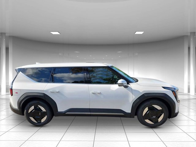New 2026 Kia EV9 Light image 2