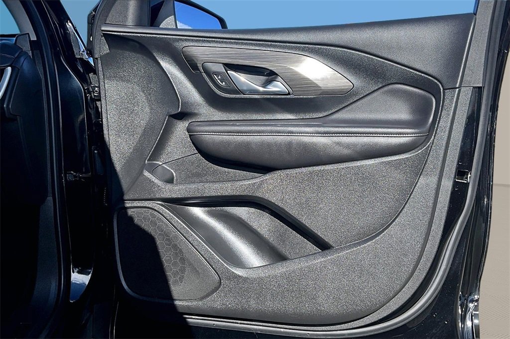 Used 2022 GMC Terrain SLE w/ Driver Convenience Package image 24