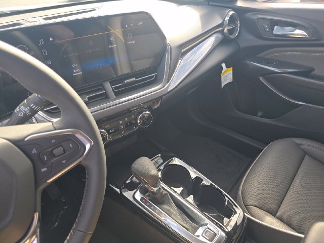 New 2026 Chevrolet Trax ACTIV w/ Driver Confidence Package FWD image 26