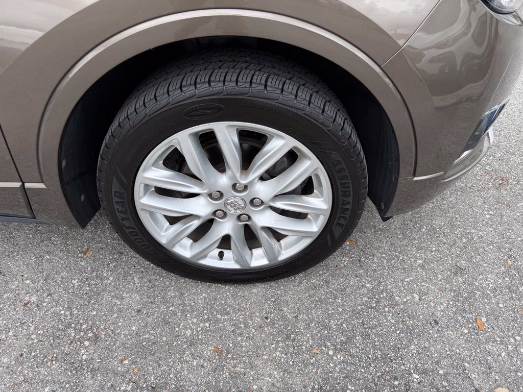 Used 2019 Buick Envision Premium AWD/4WD image 4
