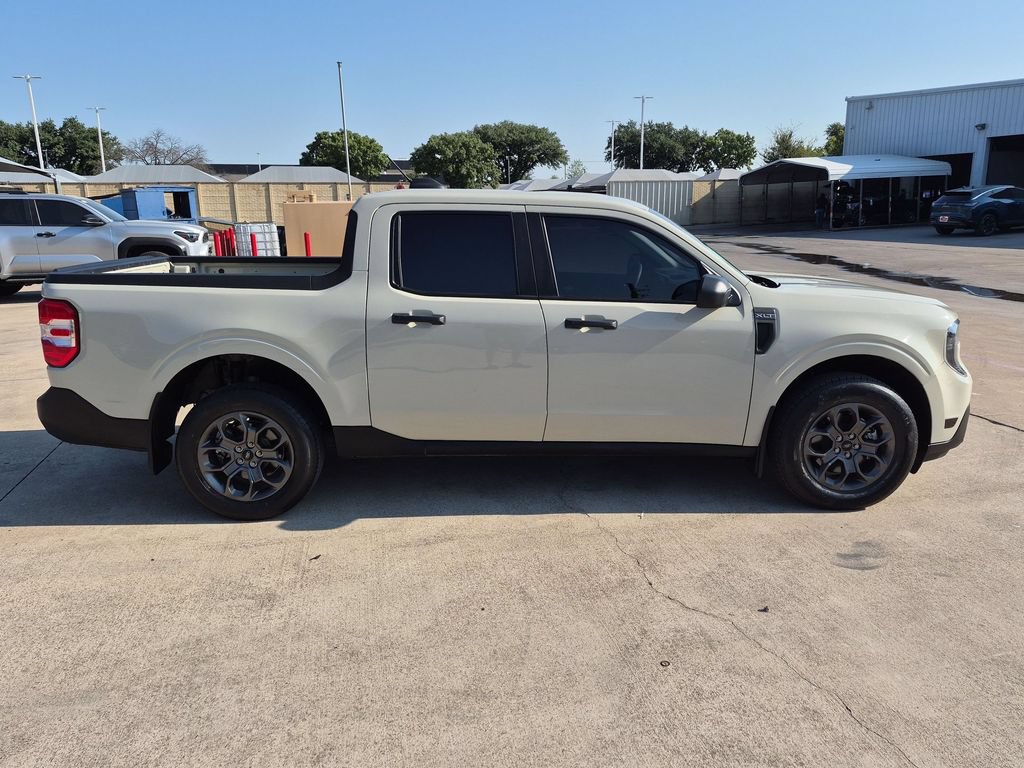 Used 2025 Ford Maverick XLT w/ Equipment Group 302A AWD/4WD image 9